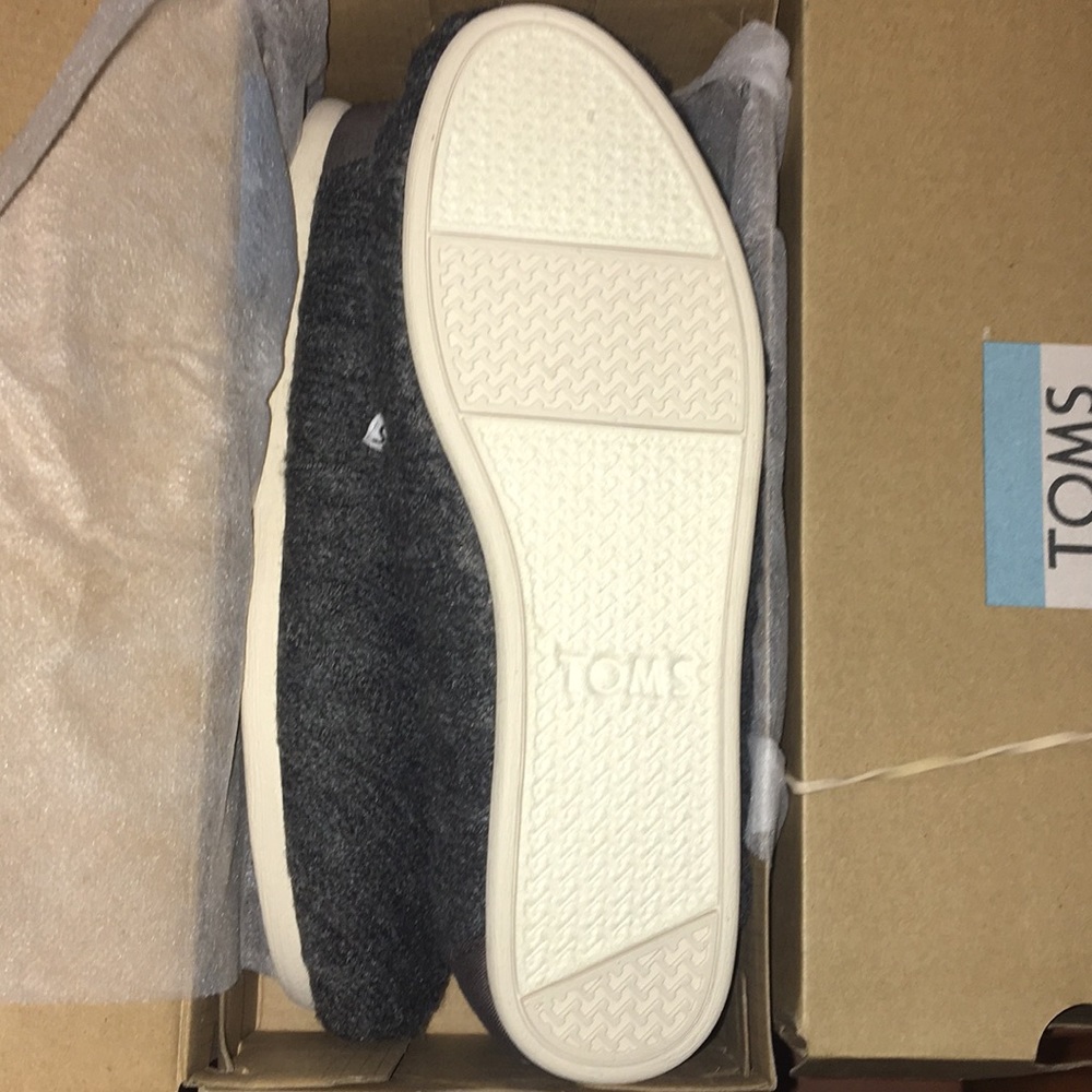 🆕 TOMS Classic  Knit Faux Shearling Lined Slip-O - Picture 7 of 8